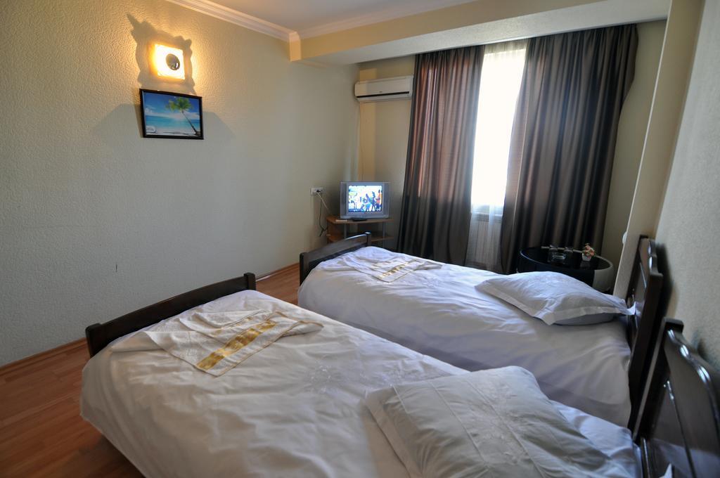 Sun Rise Hotel Tbilisi Bilik gambar