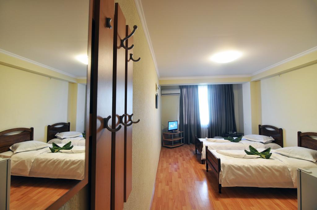 Sun Rise Hotel Tbilisi Bilik gambar